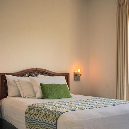 Hotel Villarreal Restaurate Y Bar Ticul Ngoại thất bức ảnh